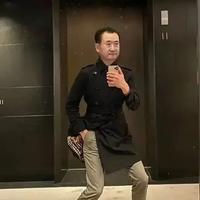 飛**0